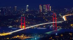Istanbul: Brücke über den Bosporus (F: Bigstock / lira_joggi)
