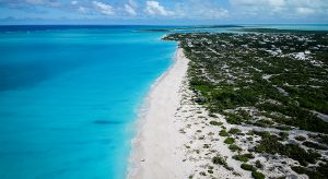 Grace Bay auf Providenciales, Turks & Caicos (F: Bigstock / jpbarcelos)